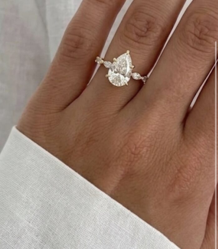 Pear shape ring
