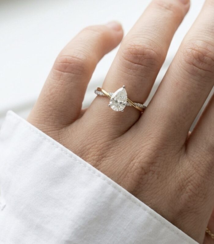 Pear shape ring